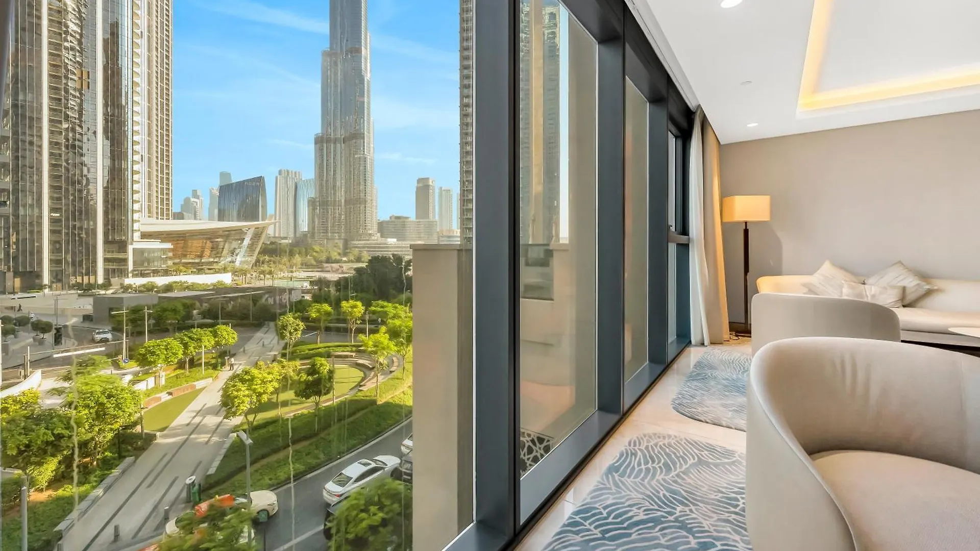 Apartment Luxurious & Spacious 2Br L Burj & Fountain Views L Walk To Dubai Mall L Pool L Gym United Arab Emirates